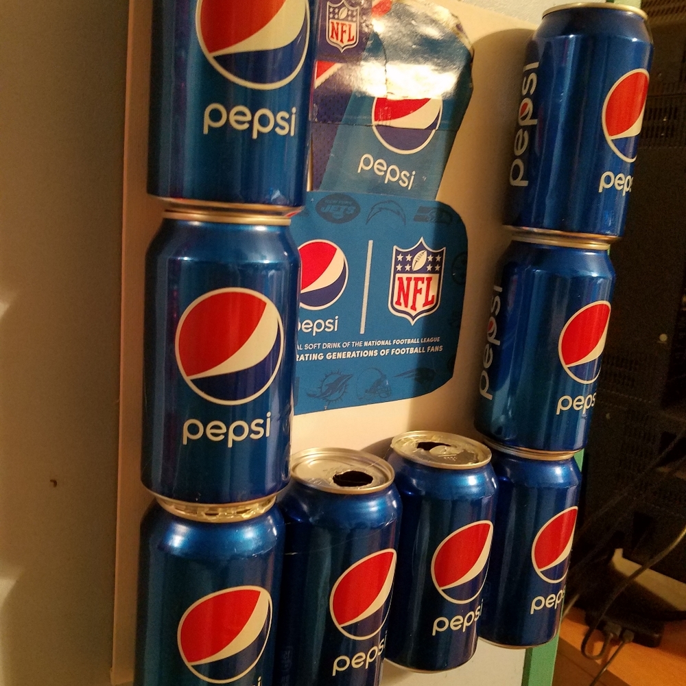 Handmade Pepsi Wall Hanging Decor I made this on a 11×14 canvas board. Please - Picture 7 of 8
